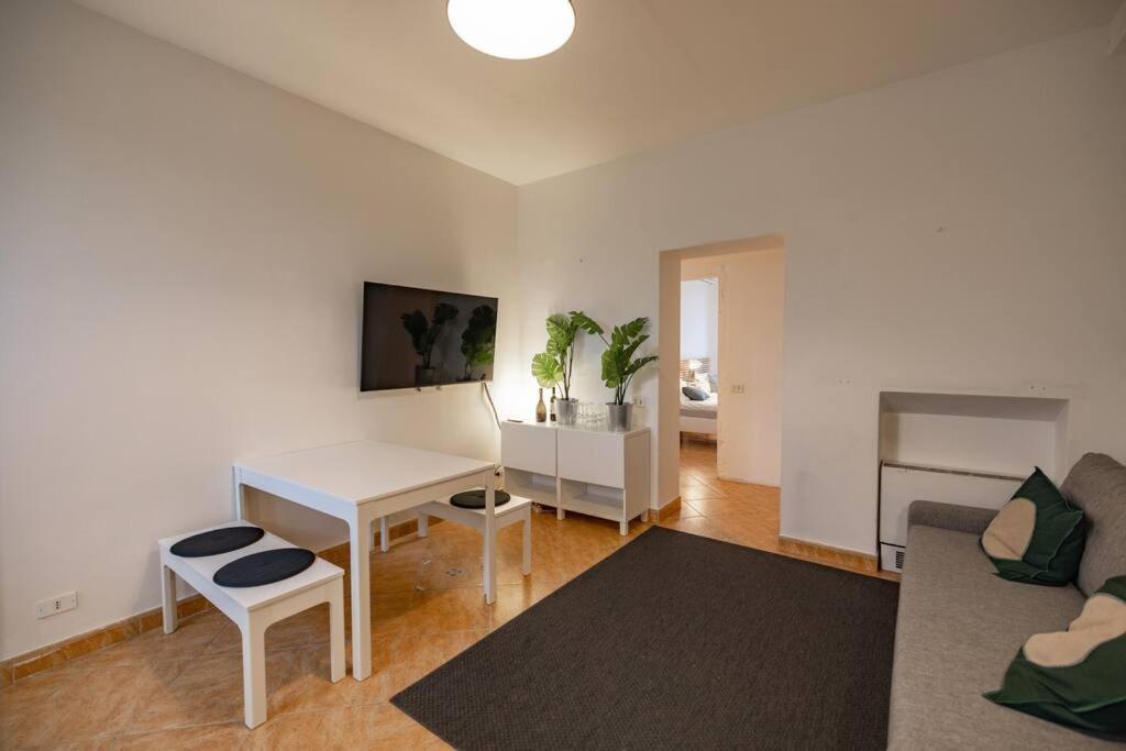 Navigli Ringhiera House Mailand