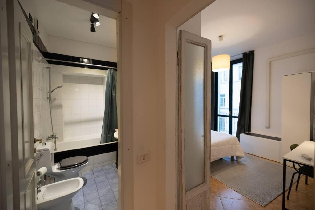 Navigli Ringhiera House Mailand